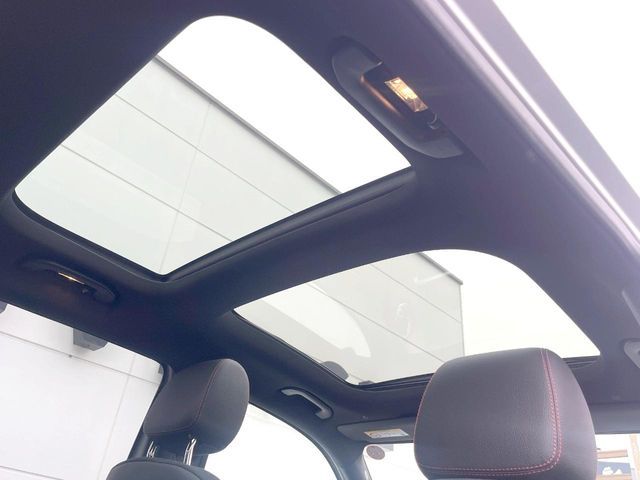 MERCEDES BENZ GLB 2023 Image 31