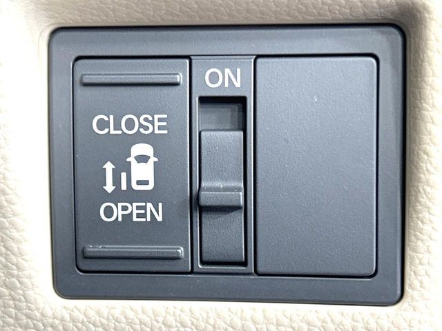 HONDA N BOX 2020 Image 31