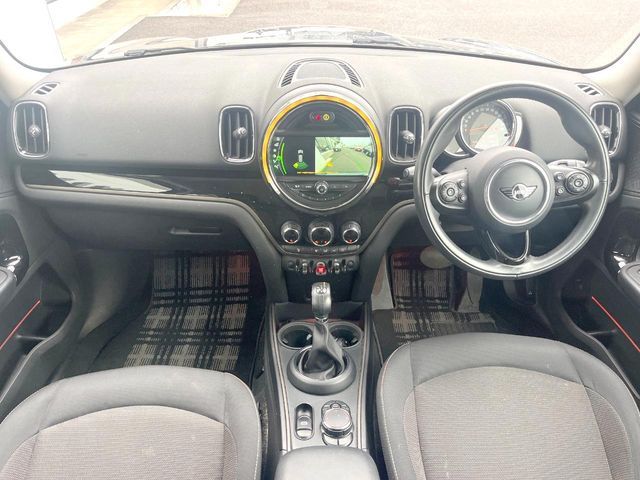 BMW MINI COOPER D CR 2018 Image 31