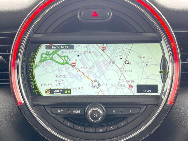 BMW MINI COOPER S 5D 2015 Image 31