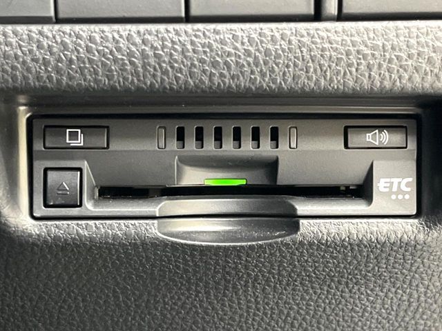 TOYOTA HARRIER 2WD 2021 Image 31