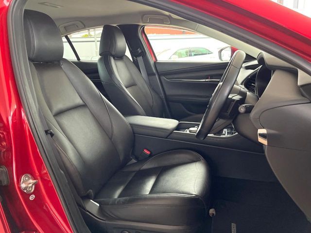 MAZDA 3 SEDAN 2019 Image 31