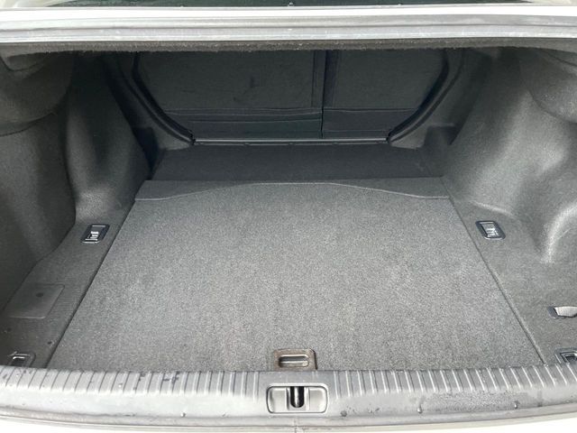 TOYOTA LEXUS RC300H 2016 Image 31