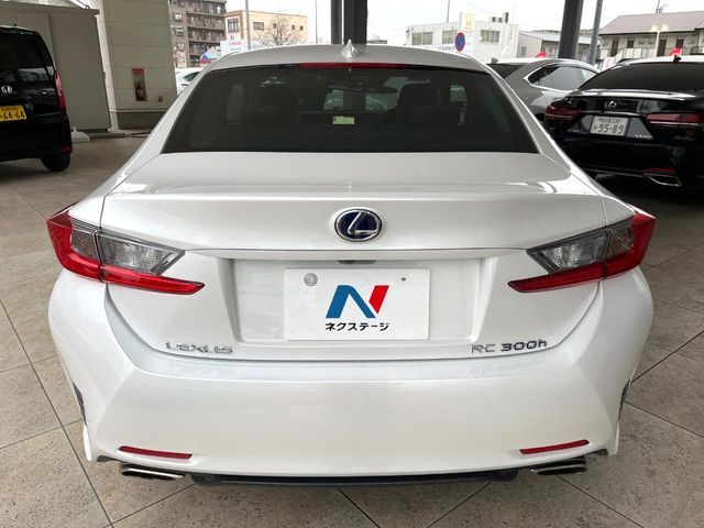 TOYOTA LEXUS RC300H 2016 Image 31