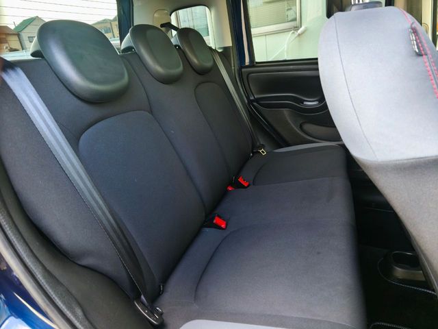 FIAT PANDA 2017 Image 31