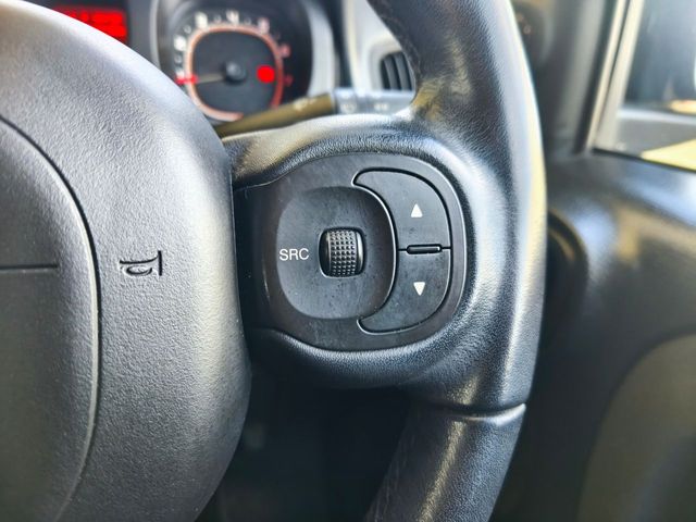 FIAT PANDA 2017 Image 31