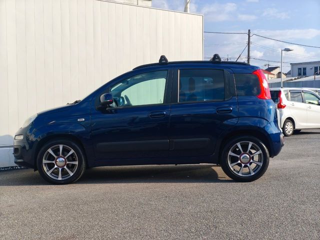 FIAT PANDA 2017 Image 31