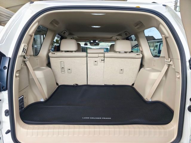 TOYOTA LANDCRUISER PRADO 2023 Image 31