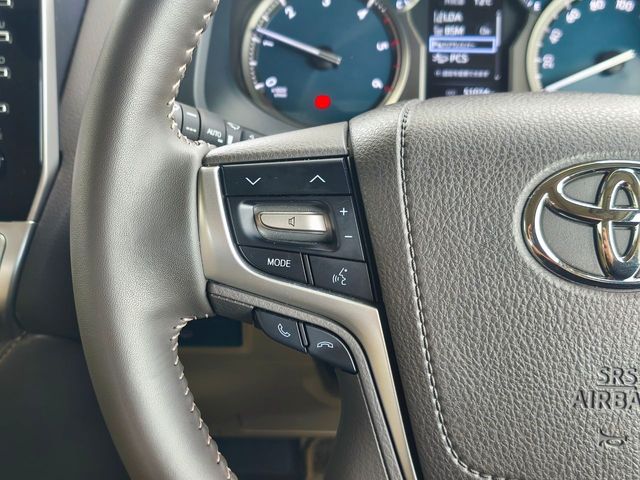 TOYOTA LANDCRUISER PRADO 2023 Image 31