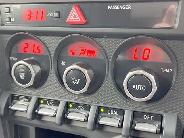 SUBARU BRZ 2013 Image 31