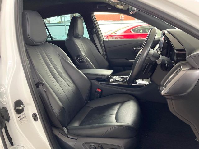 TOYOTA CROWN SEDAN HYBRID 2021 Image 31