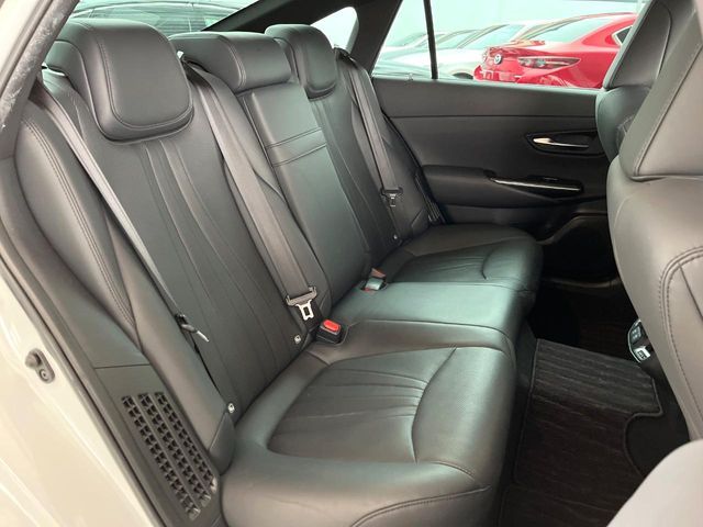 TOYOTA CROWN SEDAN HYBRID 2021 Image 31