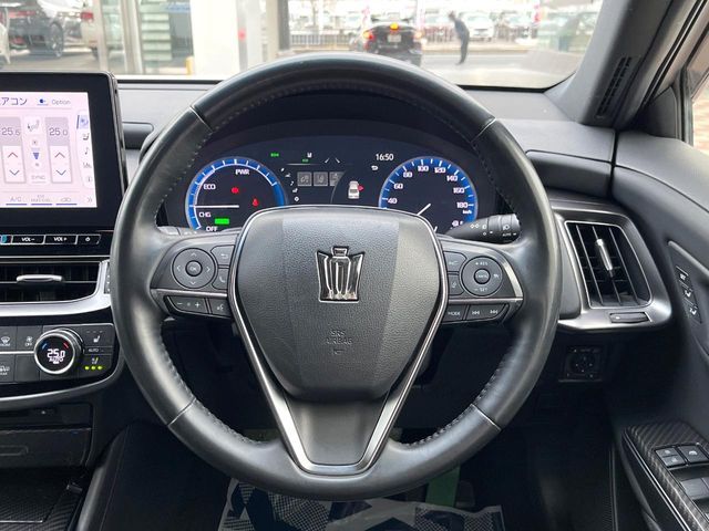 TOYOTA CROWN SEDAN HYBRID 2021 Image 31