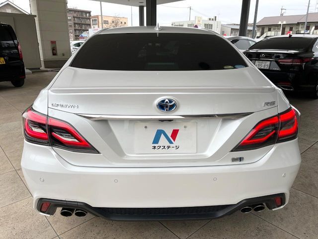 TOYOTA CROWN SEDAN HYBRID 2021 Image 31