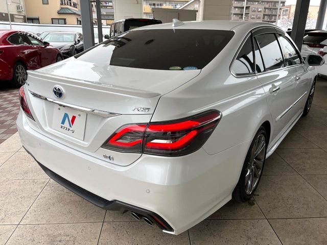 TOYOTA CROWN SEDAN HYBRID 2021 Image 31