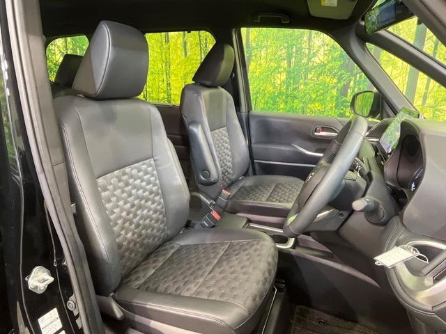 TOYOTA VOXY HYBRID 2024 Image 31