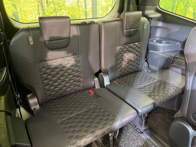 TOYOTA VOXY HYBRID 2024 Image 31