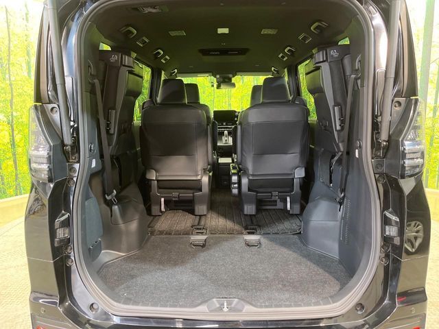 TOYOTA VOXY HYBRID 2024 Image 31