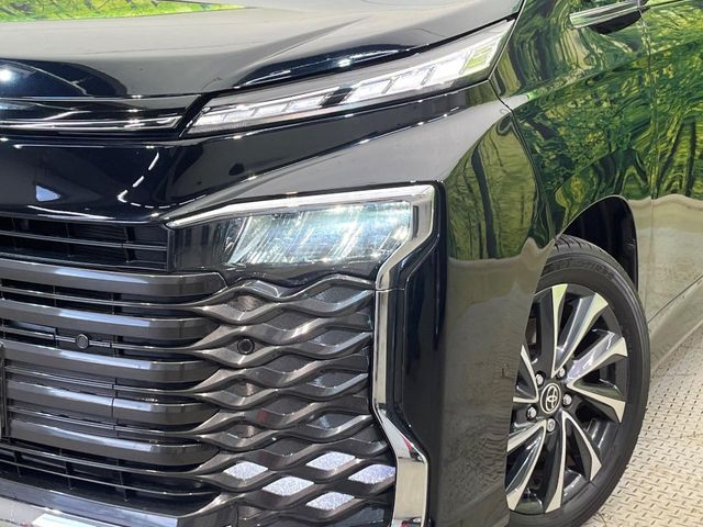 TOYOTA VOXY HYBRID 2024 Image 31