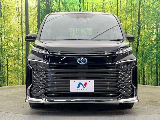 TOYOTA VOXY HYBRID 2024 Image 31