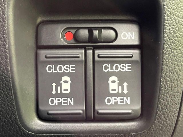 HONDA N BOX CUSTOM 2016 Image 31