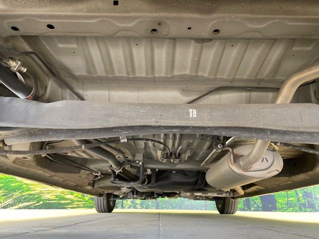 HONDA N BOX CUSTOM 2019 Image 31