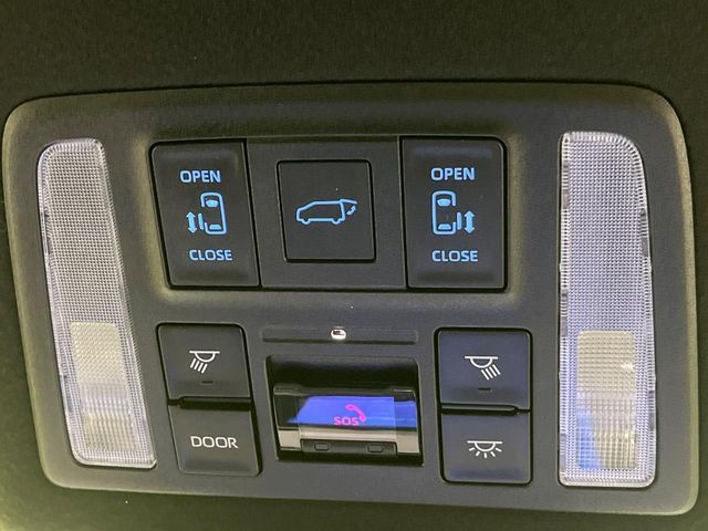 TOYOTA NOAH HYBRID 2024 Image 31