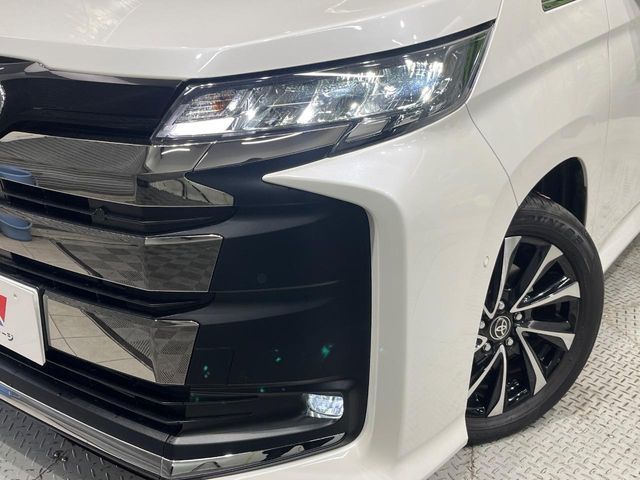 TOYOTA NOAH HYBRID 2024 Image 31