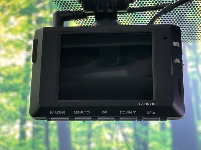 TOYOTA SIENTA HYBRID 2025 Image 31