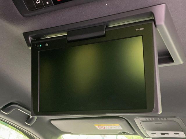 TOYOTA ESQUIRE HYBRID 2017 Image 31