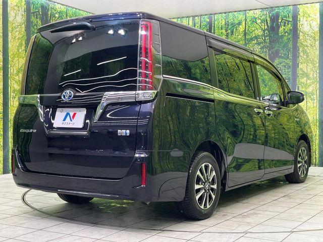 TOYOTA ESQUIRE HYBRID 2017 Image 31