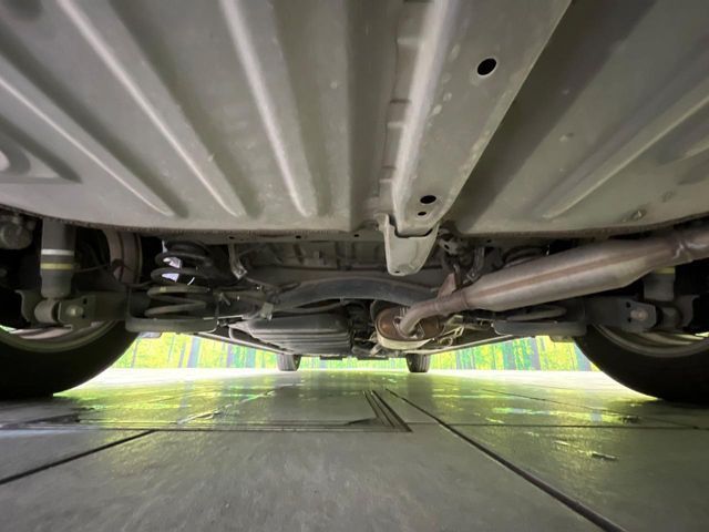 TOYOTA ESQUIRE HYBRID 2017 Image 31