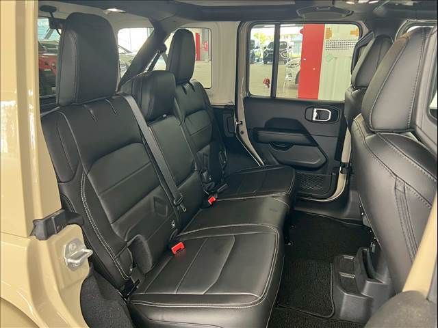 JEEP WRANGLER UNLIMI 2022 Image 31