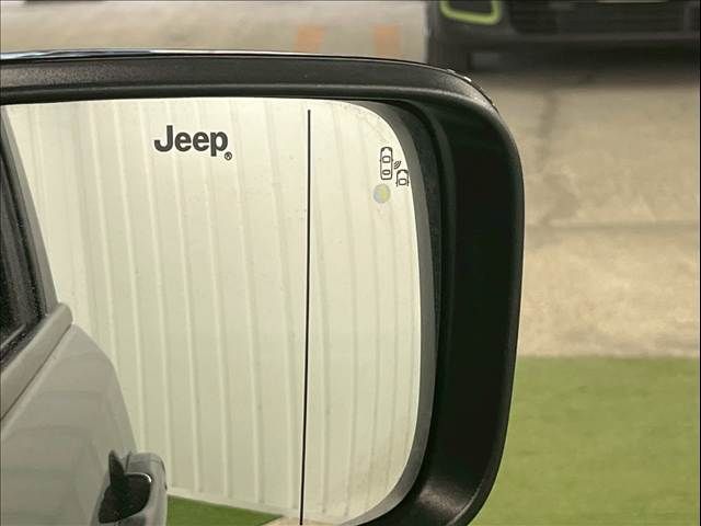 JEEP RENEGADE 2023 Image 31