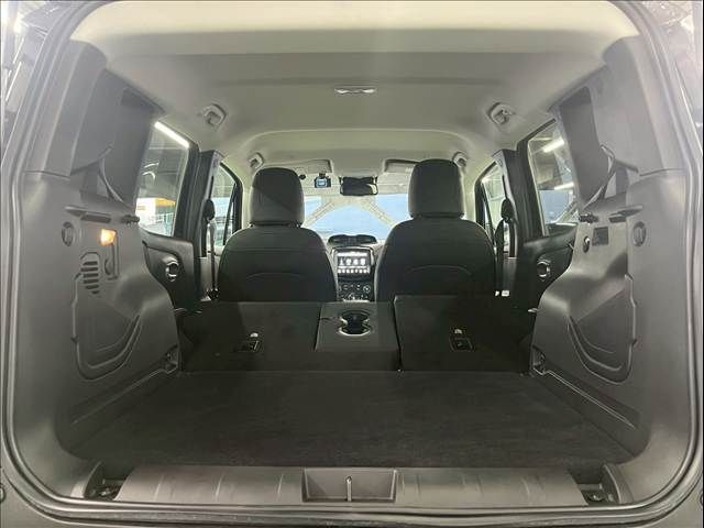 JEEP RENEGADE 2023 Image 31