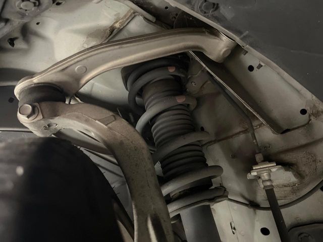 NISSAN SKYLINE 2016 Image 31