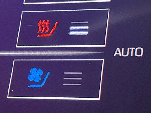 TOYOTA CROWN SEDAN HYBRID 2019 Image 31