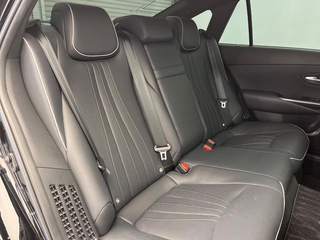 TOYOTA CROWN SEDAN HYBRID 2019 Image 31