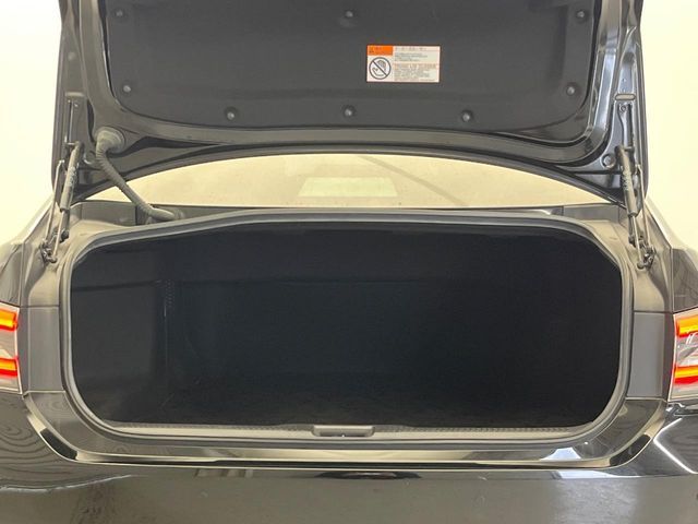 TOYOTA CROWN SEDAN HYBRID 2019 Image 31