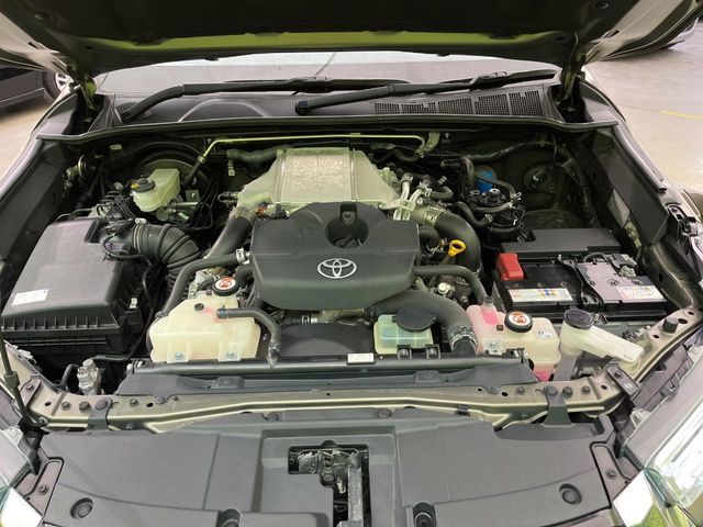 TOYOTA HILUX 4WD 2021 Image 31