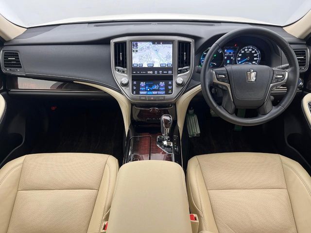 TOYOTA CROWN SEDAN HYBRID 2016 Image 31