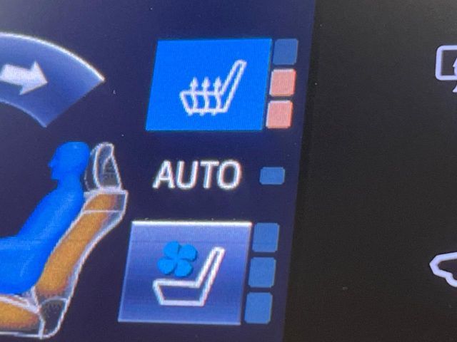 TOYOTA CROWN SEDAN HYBRID 2016 Image 31