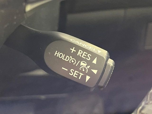 TOYOTA HARRIER 2WD 2017 Image 31