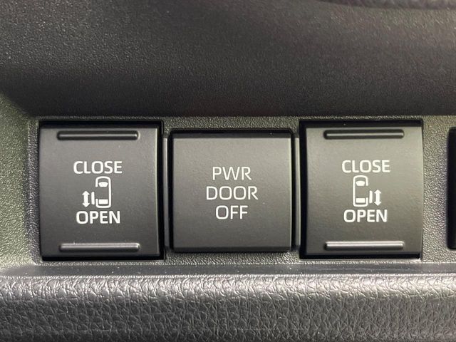 TOYOTA SIENTA HYBRID 2024 Image 31