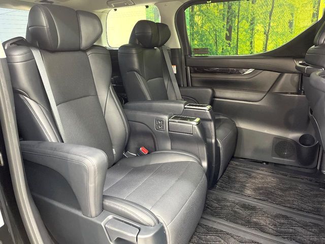 TOYOTA VELLFIRE 2018 Image 31