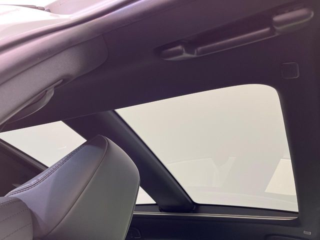 TOYOTA HARRIER PHEV 2023 Image 31