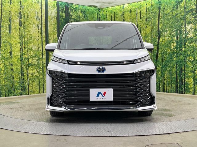 TOYOTA VOXY HYBRID 2025 Image 31