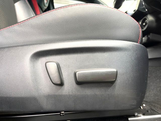 TOYOTA HILUX 4WD 2022 Image 31