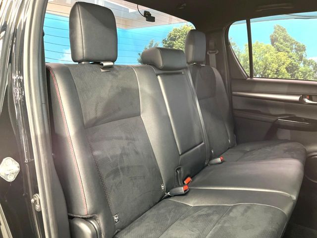 TOYOTA HILUX 4WD 2022 Image 31