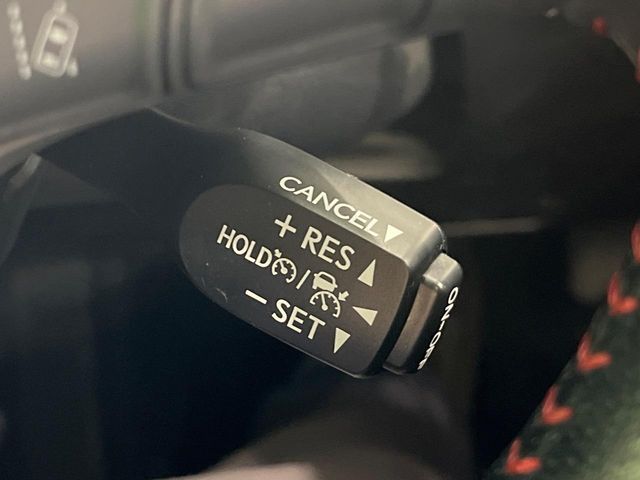 TOYOTA HARRIER 2WD 2017 Image 31